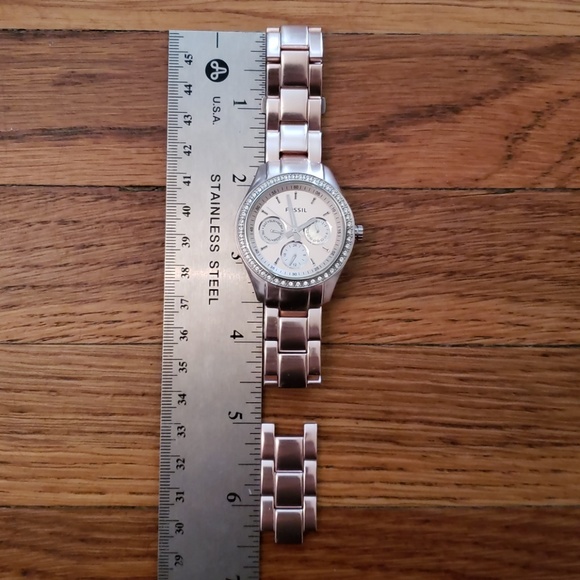 Fossil  Women's Watch - Picture 4 of 5